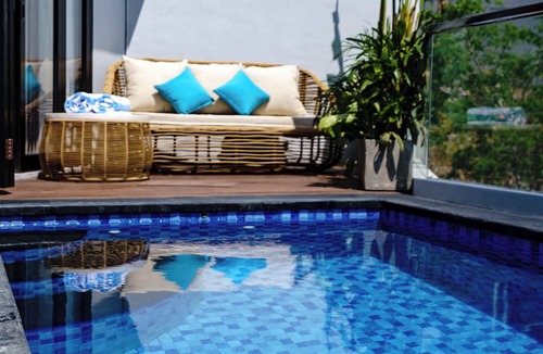 Mumbul Villa | The Peak 8 Villa Nusa Dua Bali - 20 Min to airport and popular beaches.