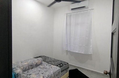 Kota Bharu House | The Pesona Beach House