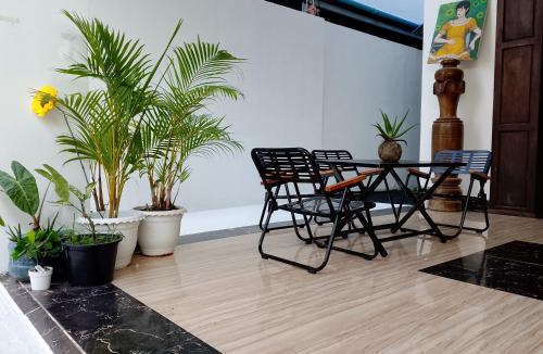 Koh Rong Sanloem House | The Picture House M'Pai Bay