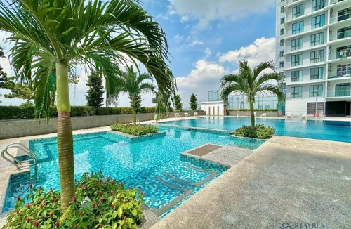 Taman Bukit Mewah Condo | The Platino Paradigm Mall by Stayrene