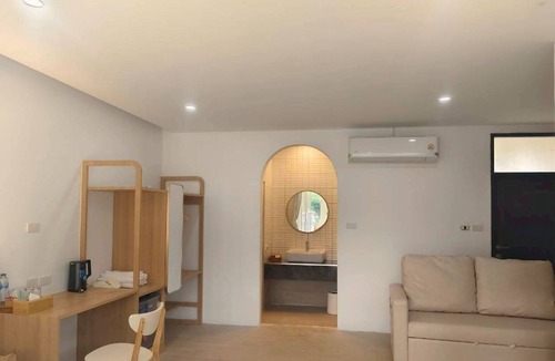 Khanong Phra Resort | The Poom Cafe Resort Khao Yai