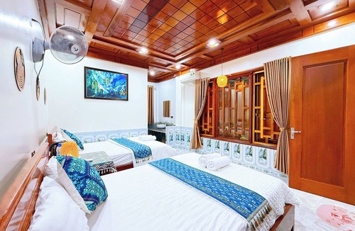 Son Trach Hotel | The Ridge Haven
