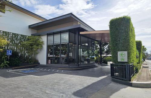 Ban Tai Hotel | The RiverKwai Bridge Resort 2