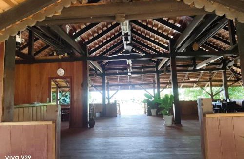Veun Sai Hotel | The Riverside Lodge & Trekking