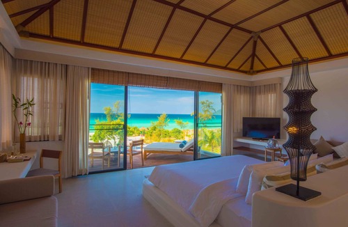Koh Rong Hotel | The Royal Sands Koh Rong