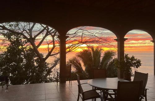 Lo de Marcos House | The Sanctuary above Lo De Marcos