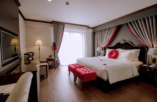 Hue City Centre Hotel | The Scarlett Boutique Hotel