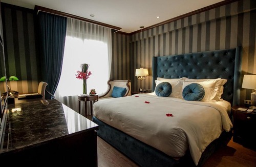 Hue City Centre Hotel | The Scarlett Boutique Hotel