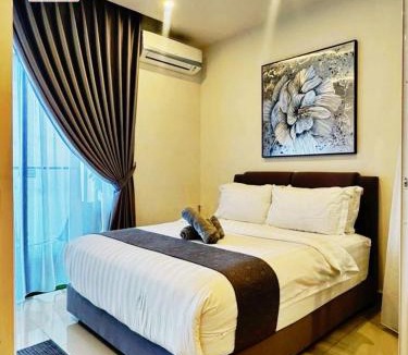 Downtown Kota Kinabalu Apartment | The Shore Kota Kinabalu by Ems Executive Suites Seaview