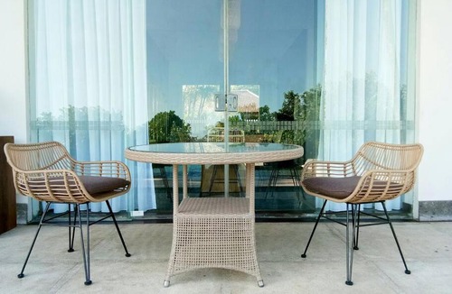 Cemagi Villa | The Shore Villa - 5 Bedrooms - Beachfront