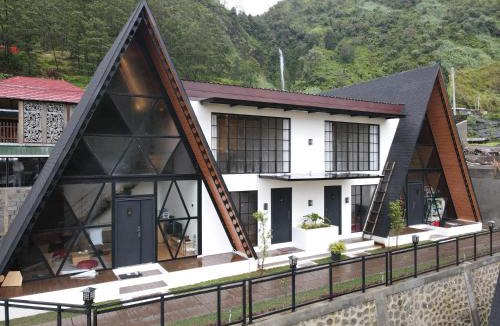 Kejajar Cabin | The Sikarim Waterfall View Villa