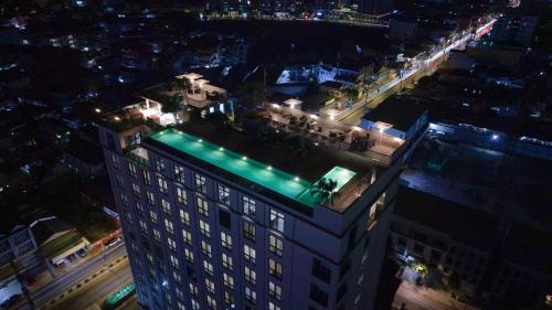 Ruessei Kaev Hotel | The Skye Phnom Penh Hotel & Apartments