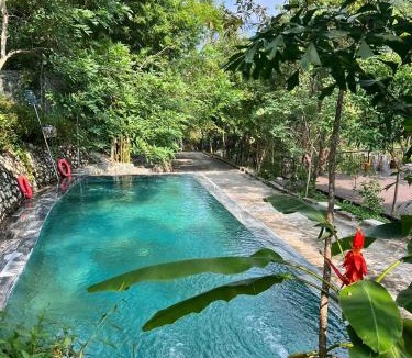 Ky Son Hotel | The SkyView Villa & Resort