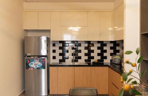 Thu Thiem Apartment | The Sun Avenue 2BR Sunset View Apt, 10 mins to D1