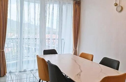 Kampung Pokok Asam Apartment | THE SUNDAVILLE SUITE - EXQUISITE 3 BEDROOMS*8PAX*