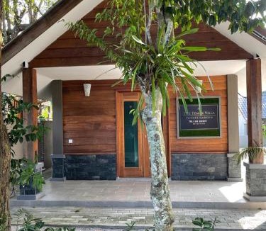 Pantai Tengah House | The Temak Villa