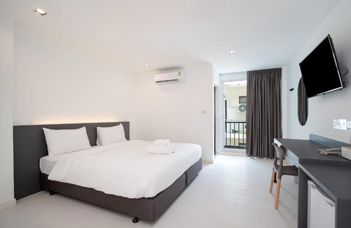 Chatuchak Hotel | The Urban Oasis