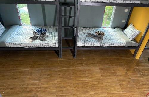 Ko Phi Phi Hostel | The view Hostel
