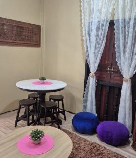 Tok Bali House | The Wooden Kampung Stay Tok Bali