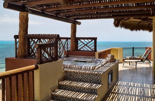 Playa Mujeres Apartment | Three Bedroom Villa del Palmar Cancun Beachfront Resort in Playa Mujeres