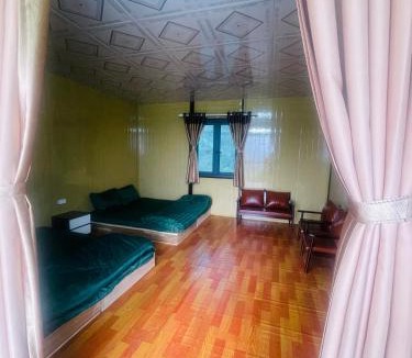 Bac Ha House | Thu Mán đỏ Homestay - Happy Farm Bắc Hà