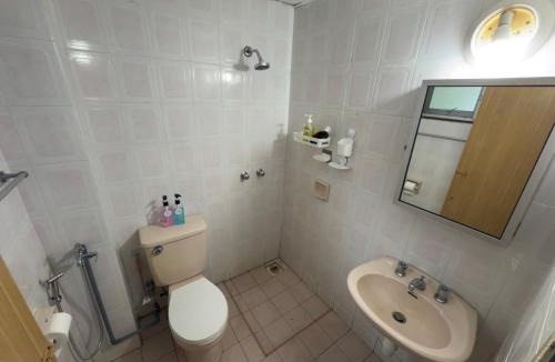 Kampung Meraga Beris Apartment | Tiktoki Apartment 15C Kijal