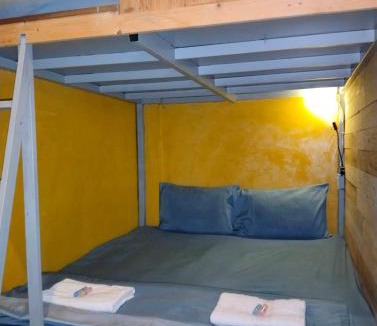 Pom Prap Hostel | Time Sabai 32