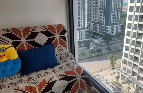 Tu Liem House | TK Resortstay - Vinhomes Smart City Provides Accommodation With an Outdoor Swimm