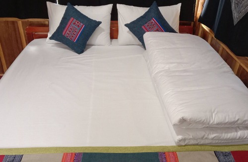 Phong Tho Hotel | To Ech Homestay