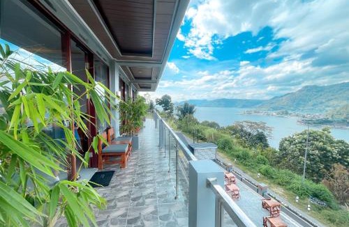 Pardamean Ajibata Hotel | Toba Crest Vue By Helocus