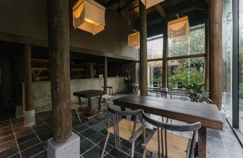 Gia Vien Hotel | TOKI Retreat Vân Long