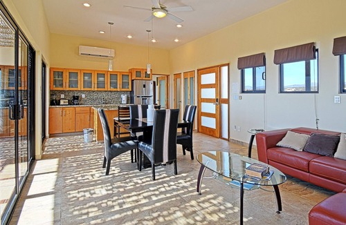 La Ventana Condo | TOP OF LA VENTANA! 2 bedroom, Master Penthouse condo in La Ventana.