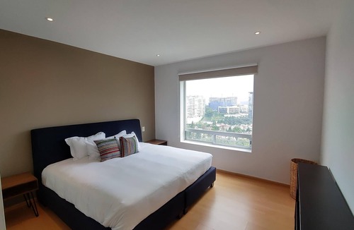 El Yaqui Apartment | TOP Santa Fe Abode I Contemporary 3 Bedroom Apartment in Santa Fe