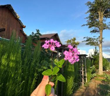 Kon Plong Hotel | TopView Măng Đen