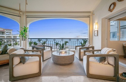 Zona Hotelera Condo | Tortuga Bay 2BR Beachfront Condo 180° Ocean Views