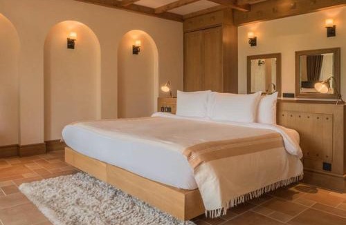 Pong Ta Long Hotel | Toscana Valley Town Square Suites
