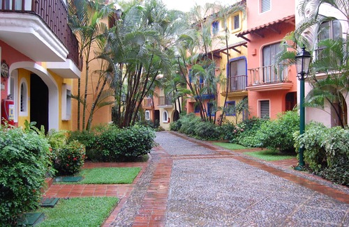 Isla Iguana House | Town Home close to the Marina in Puerto Vallarta, Mexico