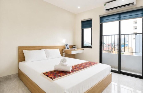Bac Tu Liem Hotel | Townhouse Starlake Residence