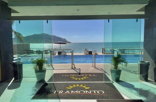 Zona Dorada Apartment | Tramonto 501 | Depa centrico con vista a ciudad