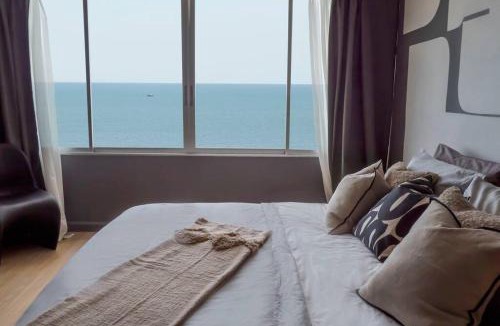 Pak Nam Pran Apartment | Tranquil Artist Room Ocean View Peaceful Escape