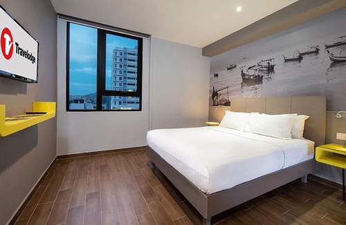 Downtown George Town Hotel | Travelodge Georgetown