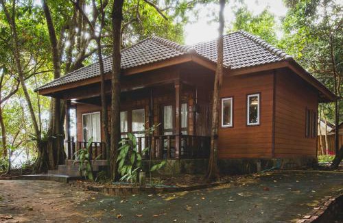 Koh Rong House | Tree House Bungalows