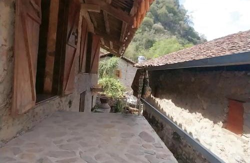Trung Khanh House | Triệu hoan homestay nhà sàn cổ tại làng đá cổ Khuổi ky