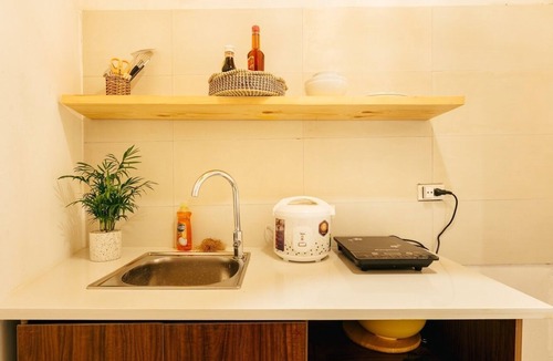 Hang Bo House | TROPICAL Apartment: 2BRs, CHILL, Center OLD QUATER