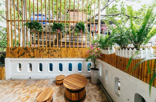 Hang Bo House | TROPICAL Apartment: 2BRs, CHILL, Center OLD QUATER