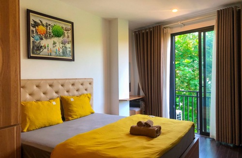Ba Dinh Apartment | Truc Bach Lake View Studio - Center of HaNoi City