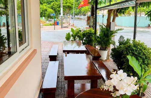 Con Son Hotel | Trung Hậu Hotel