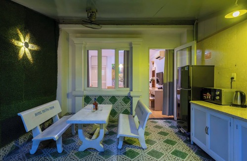 Phu Nhuan Hotel | Truong Thinh Hotel