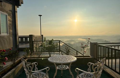 Mae Chan Villa | Tsuya Hill Private Mountain View Villa, Chiang Rai
