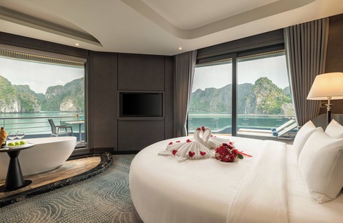 Ha Long Boat Rental | Tulip Cruise by HAG